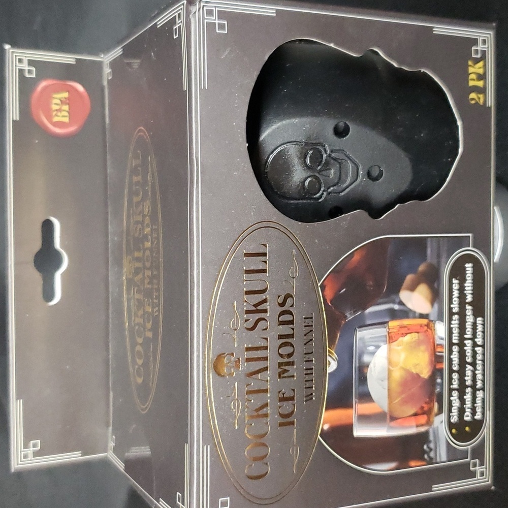 Evriholder Cocktail Skull Ice Molds (2) with Funnel